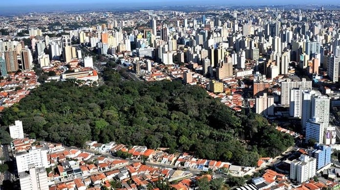 Campinas (SP) declara toque de recolher com multa e detenção até em festas de família